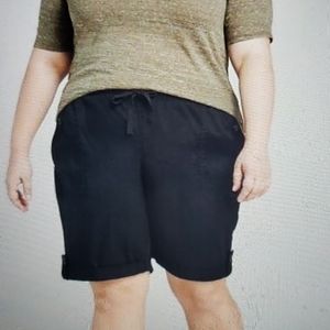 LANE BRYANT Bermuda Pull On Shorts Black 14/16